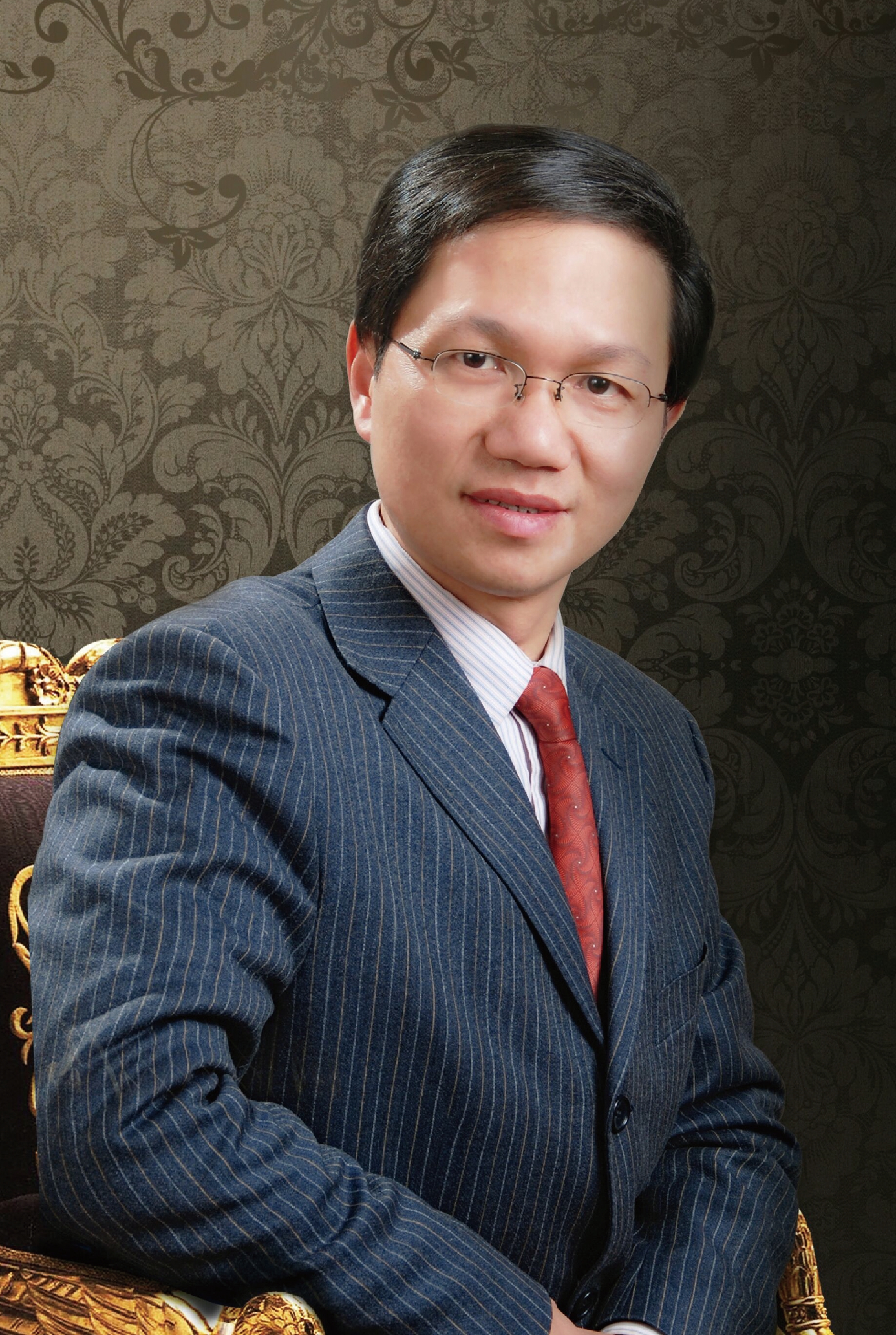 执行会长周才炳 